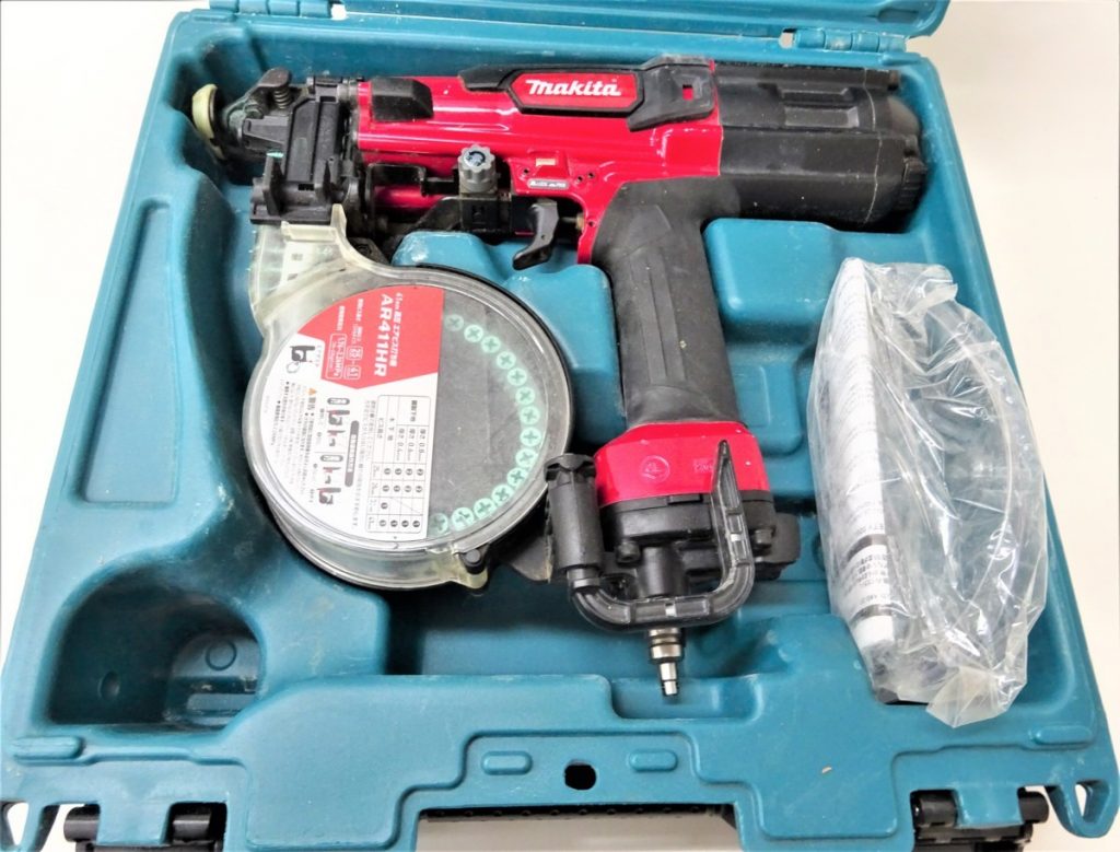 マキタ makita 41mm高圧エアビス打ち機 ねじ打ち機 AR411HR