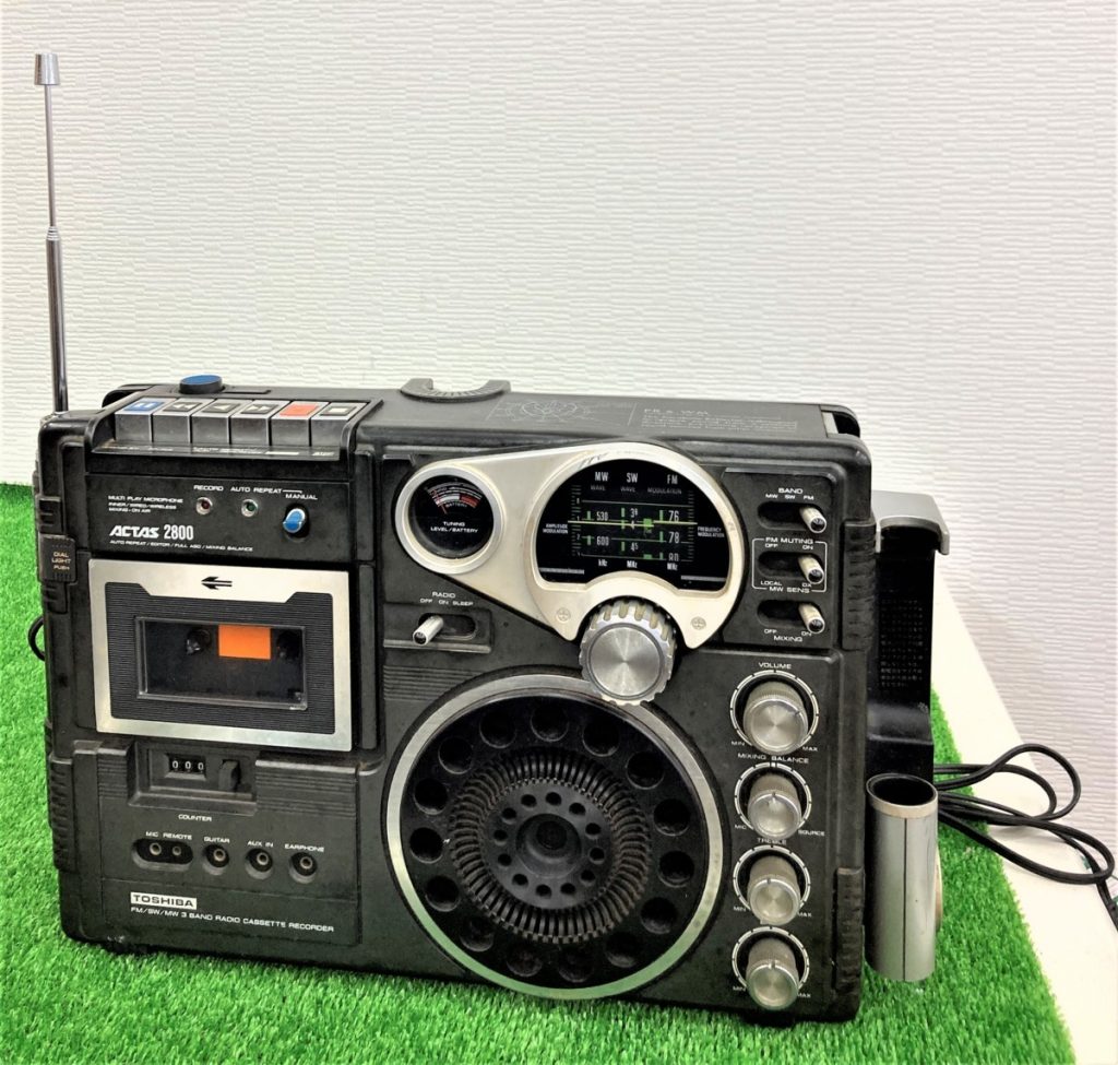 TOSHIBA　東芝　RT-2800　ラジオカセットレコーダー　ACTAS 2800　AT　アンティーク　ラジカセ　通電確認