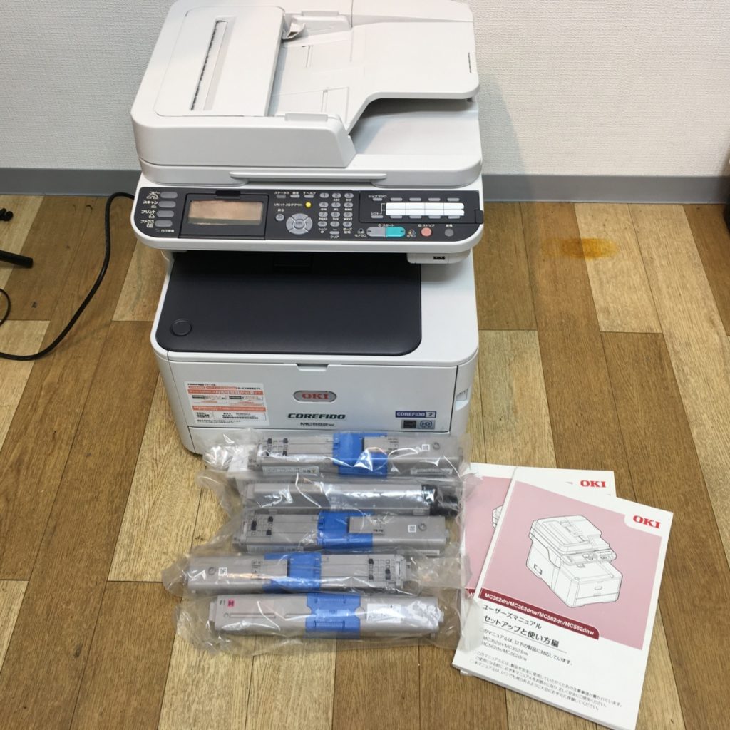 OKI 　A4　カラーレーザー複合機　MC562dnw　トナー付き