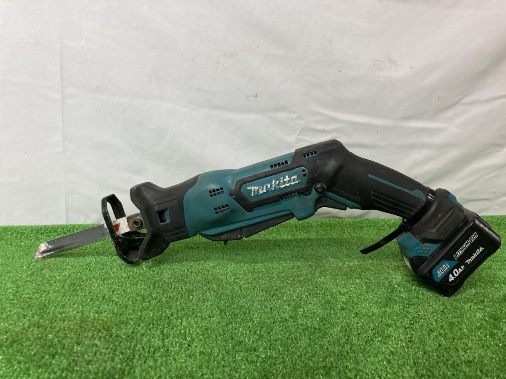 makita マキタ JR104D 充電式レシプロソー 10.8V　 本体＋バッテリー＋刃付き　通電動作確認済み