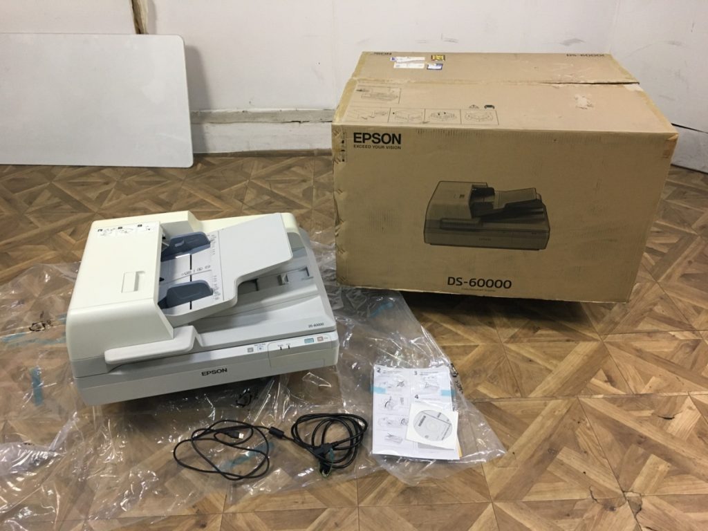 EPSON カラードキュメントスキャナー DS-60000 A3対応 フラットベッド 卓上型 元箱有り 通電確認のみ エプソン