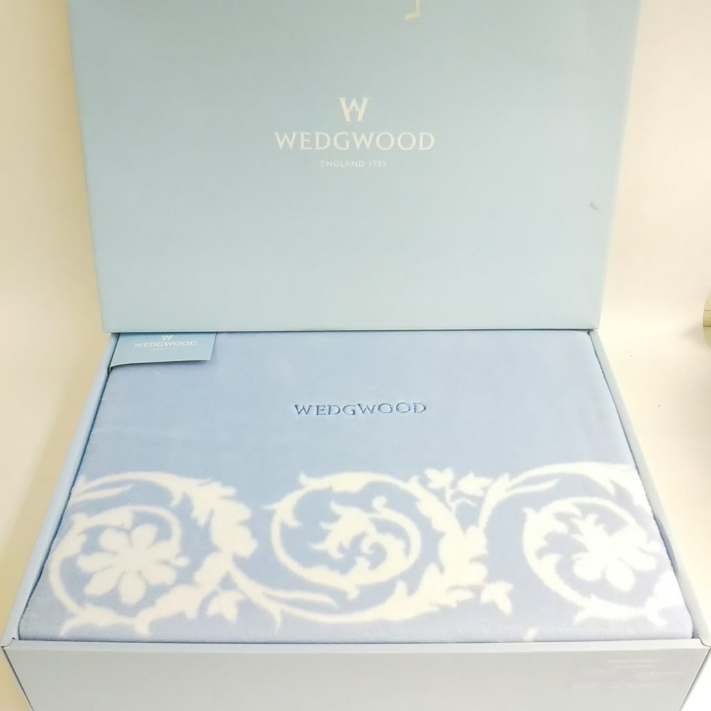 未使用 WEDGWOOD ウェッジウッド 綿毛布 WW0550 寝具 現状品