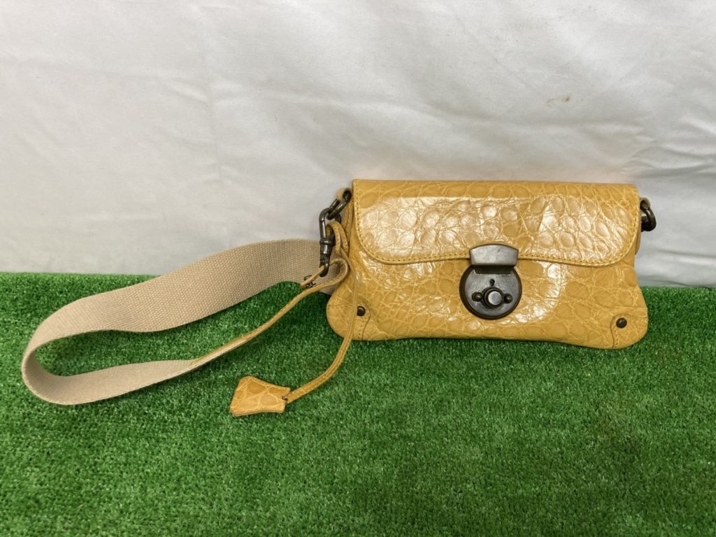 danna elissa　クロコダイルレザー　ショルダーバッグ　イエロー　ワニ革　斜め掛け
