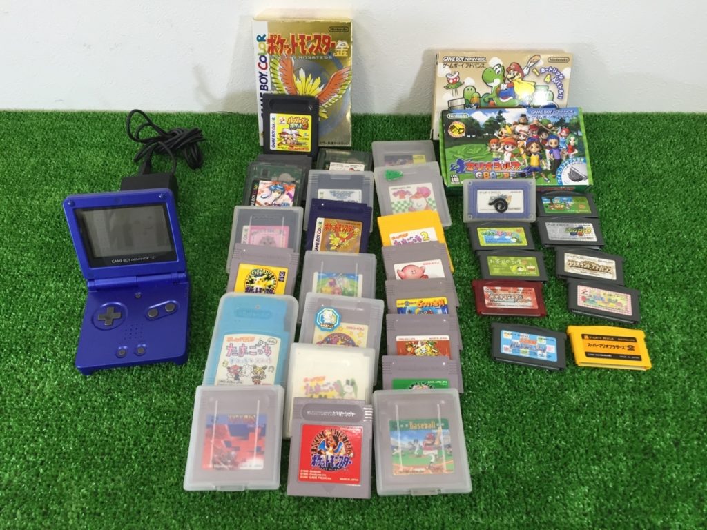 Nintendo ゲームボーイアドバンスSP本体 / ソフト35本セット