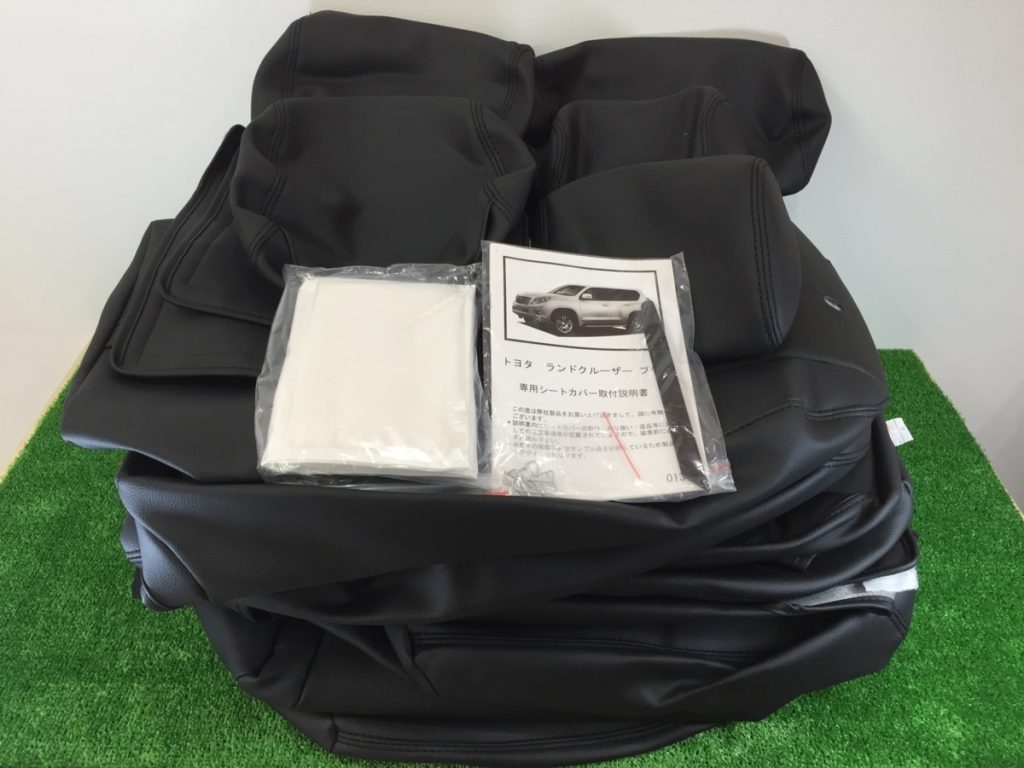Clazzio Ziel / ELEVEN INTERNATIONAL トヨタ ランドクルーザー用シートカバー
