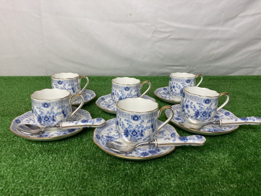 NARUMI BONE CHINA　ナルミボーンチャイナ　カップ＆ソーサー　6客セット　スプーン3本のみ　コーヒーカップ