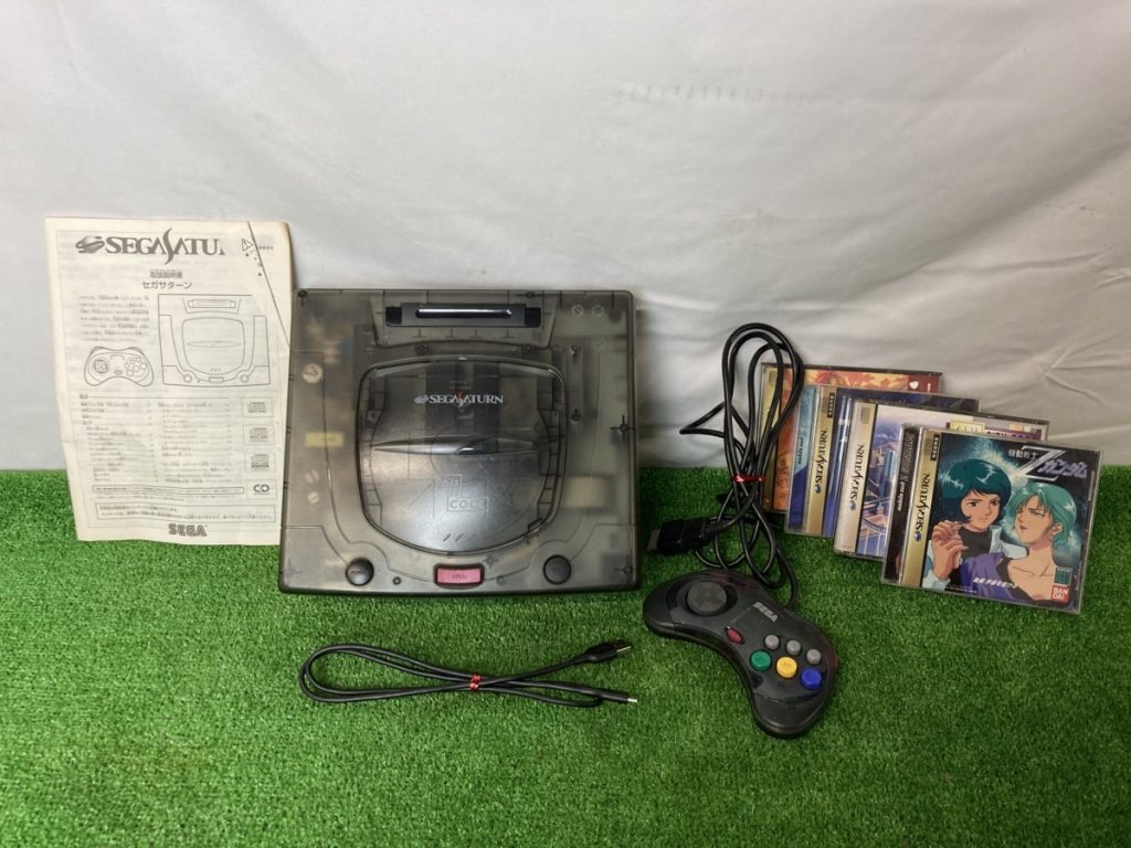 ジャンク品　SEGA　セガ　SEGASATURN　セガサターン　HST-3220　スケルトンモデル　ソフト付属　箱なし