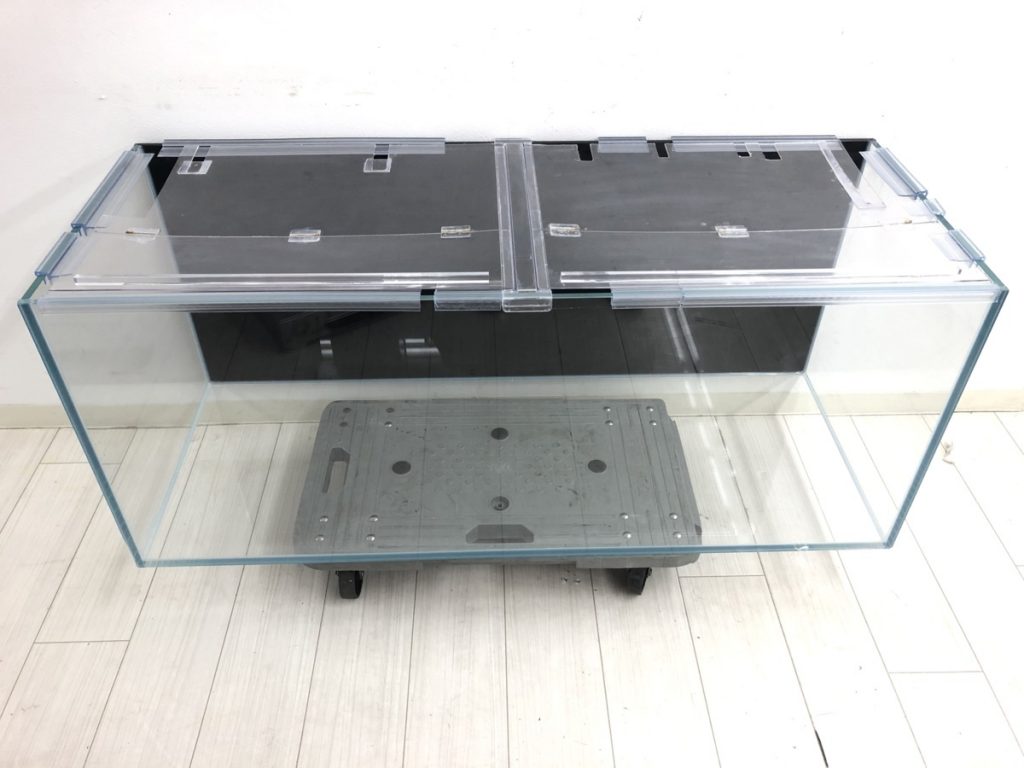 コトブキ 120cm 暑さ1㎝ 水槽 ガラス大型ガラス水槽 取説付き バックスクリーン アクアリウム 蓋付