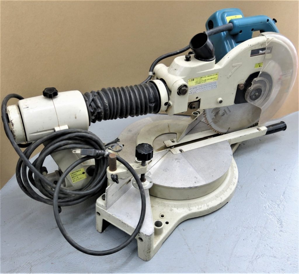 makita マキタ 12型 スライドマルノコ LS1211