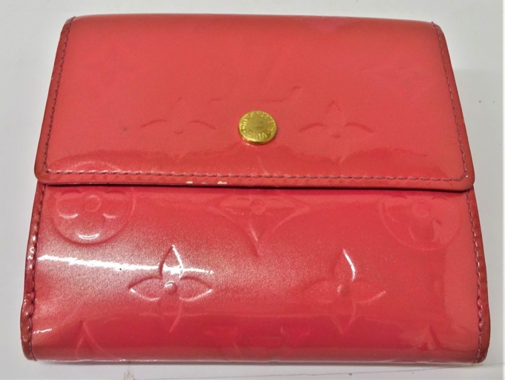 ルイ・ヴィトン LOUIS VUITTON モノグラム ヴェルニ ポルトモネ ビエ カルトクレディ 財布 二つ折り