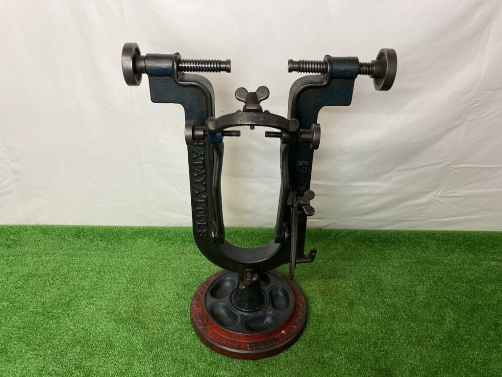 HATAYA TOOLS　畑屋製 　リム調整　振れ取り台 　リム機 　メンテナンスツール　使用による油汚れ有