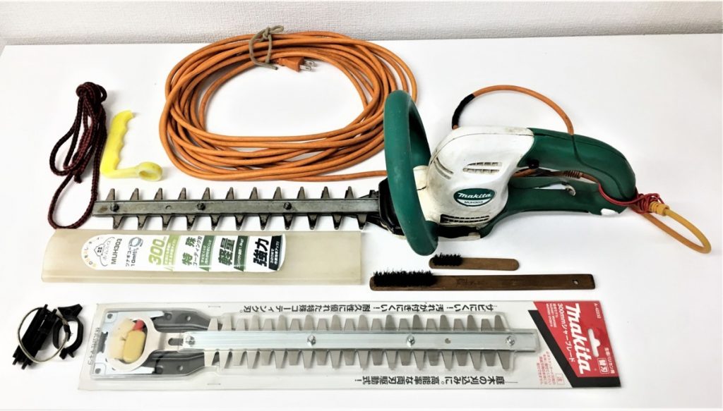 makita マキタ 300mm MUH303 生垣バリカン　動作確認済み／未開封替え刃セット