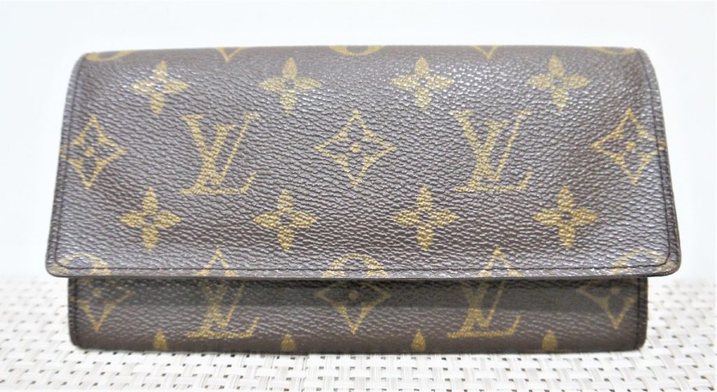 正規品 ルイ ヴィトン モノグラム お札入れ 二つ折り財布 CA0042