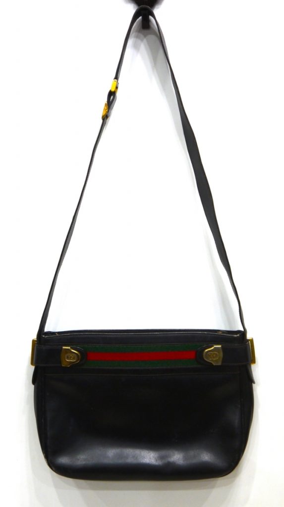 GUCCI　グッチ　オールドグッチ　ショルダーバッグ　GG　ブラック×レッド×グリーン　ゴールド金具