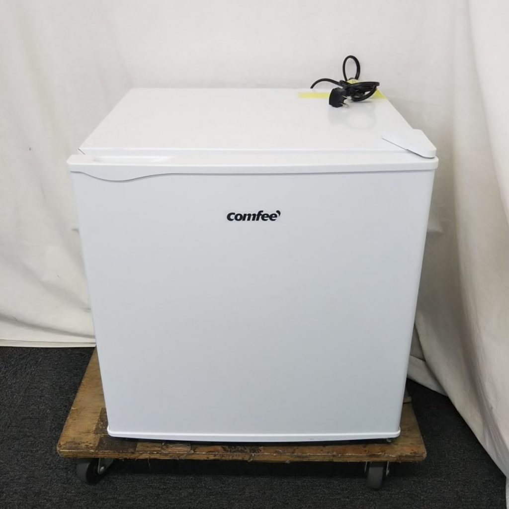 動作品 Comfee ノンフロン冷蔵庫 45L RCD45WH/E 2021年製