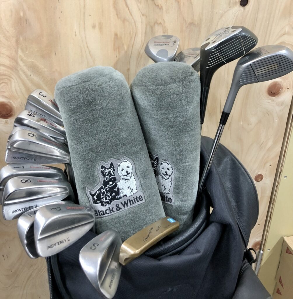 ゴルフバッグ BRIDGESTONE ブリヂストン MIZUNO Black&White シュナウザー 犬 イヌ キャディバッグ パター クラブ