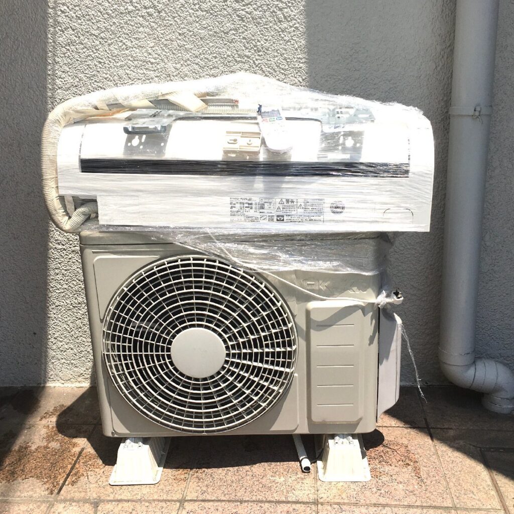 日立ルームエアコン セパレート形室内ユニット 室外ユニット 2018年製 RAS-AQ22G(W) 白くま