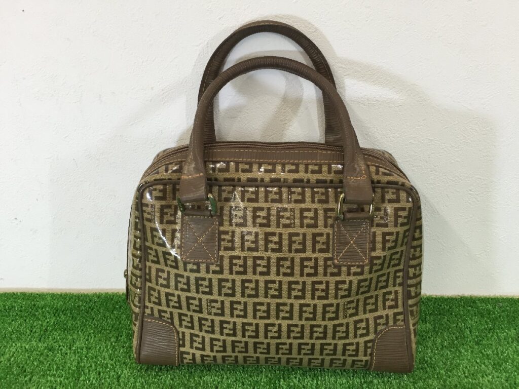 FENDI フェンディ ズッキーノ ハンドバッグ 手持ち鞄 エナメル