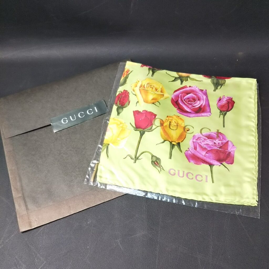 正規 GUCCI グッチ スカーフ バラ