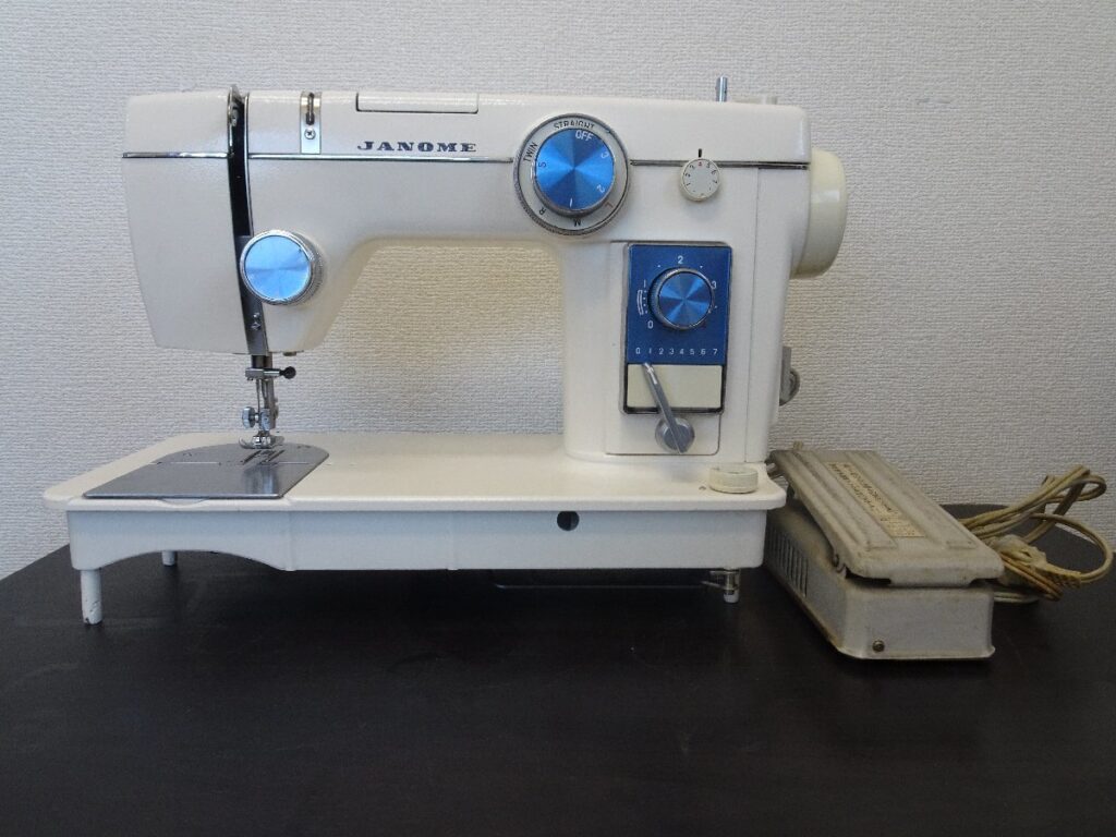 JANOME ジャノメ ミシン M-1108