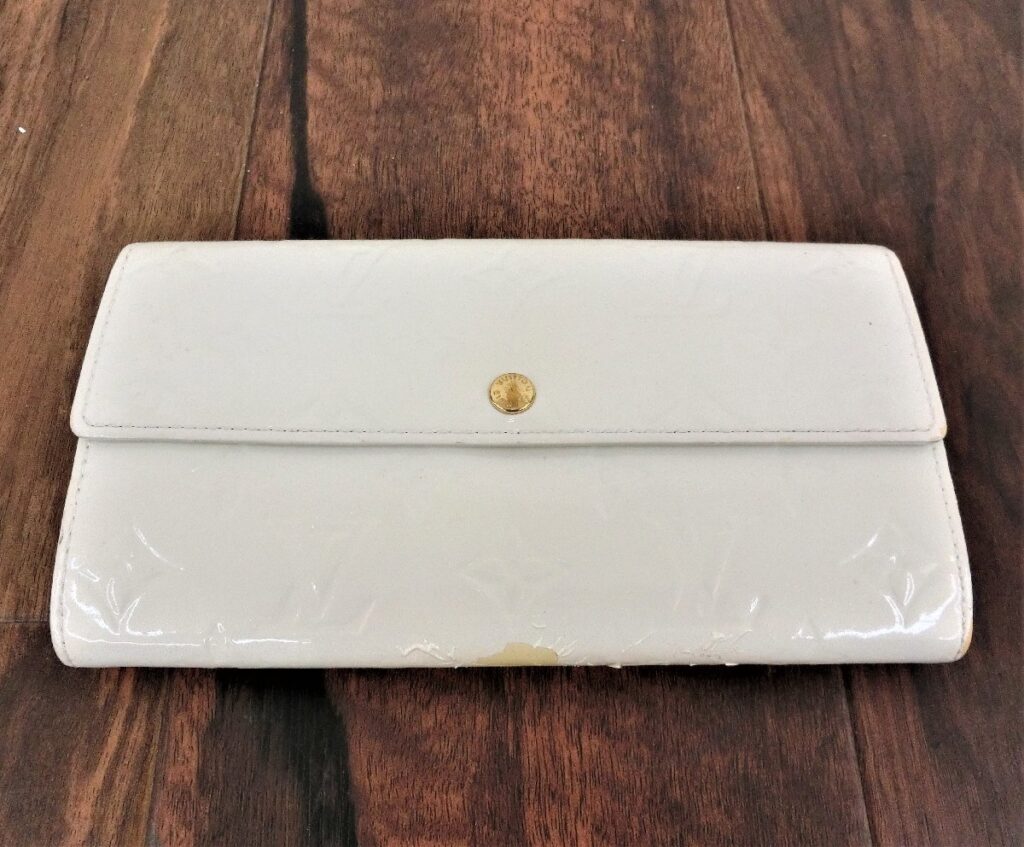 ルイヴィトン LOUIS VUITTON ヴェルニライン 長財布