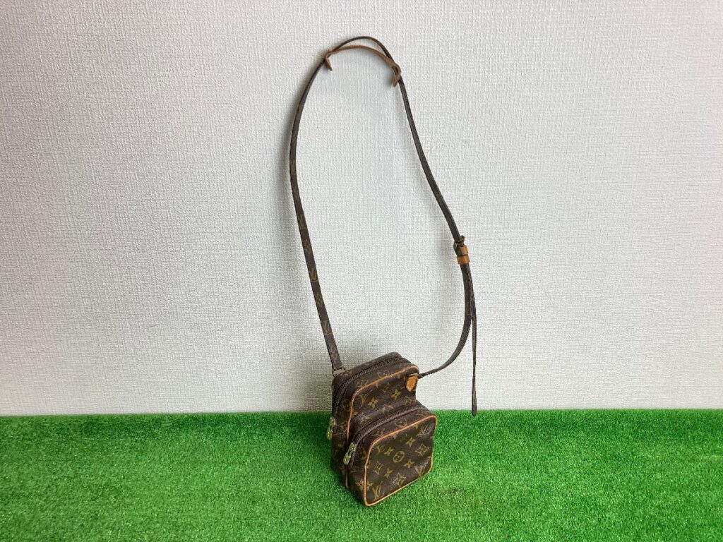 長期保管品　LOUIS VUITTON　ルイヴィトン　ショルダーバッグ　アマゾン　モノグラム　レザー　斜め掛け　レディース