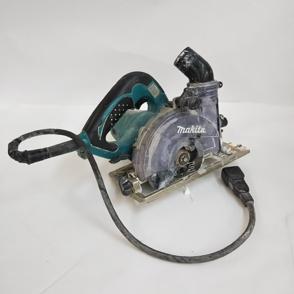 makita マキタ KS5000FX 125mm防じんマルノコ 本体のみ 丸ノコ 動作未確認 現状品