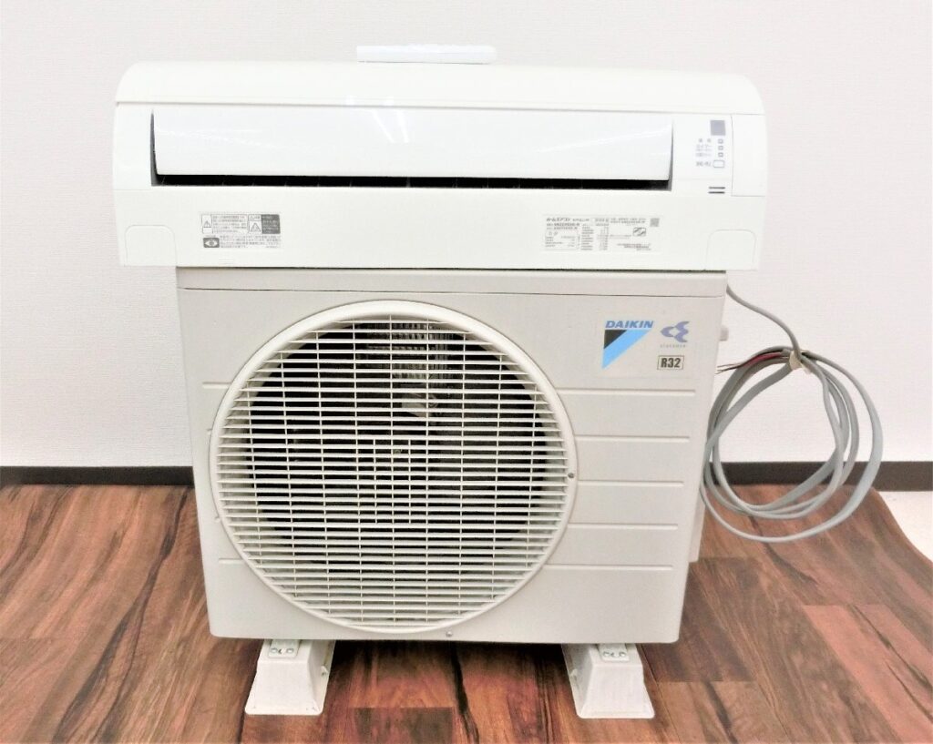 DAIKIN(ダイキン) ルームエアコン AN22VESK-W 室外機 AR22VESK 100V 18年製