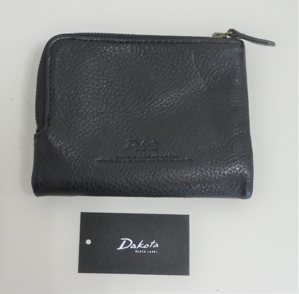 Dakota BLACK LABEL ダコタブラックレーベル 小銭入れ付き二つ折り財布（L字ファスナー式）牛革