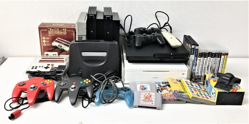 プレステ各種・ニンテンドー64本体／ソフト各種／ファミレータ　セット　動作未確認