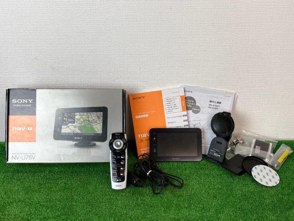 簡易通電確認済み　SONY　ソニー　ポータブルナビ　NV-U76V　カーナビ