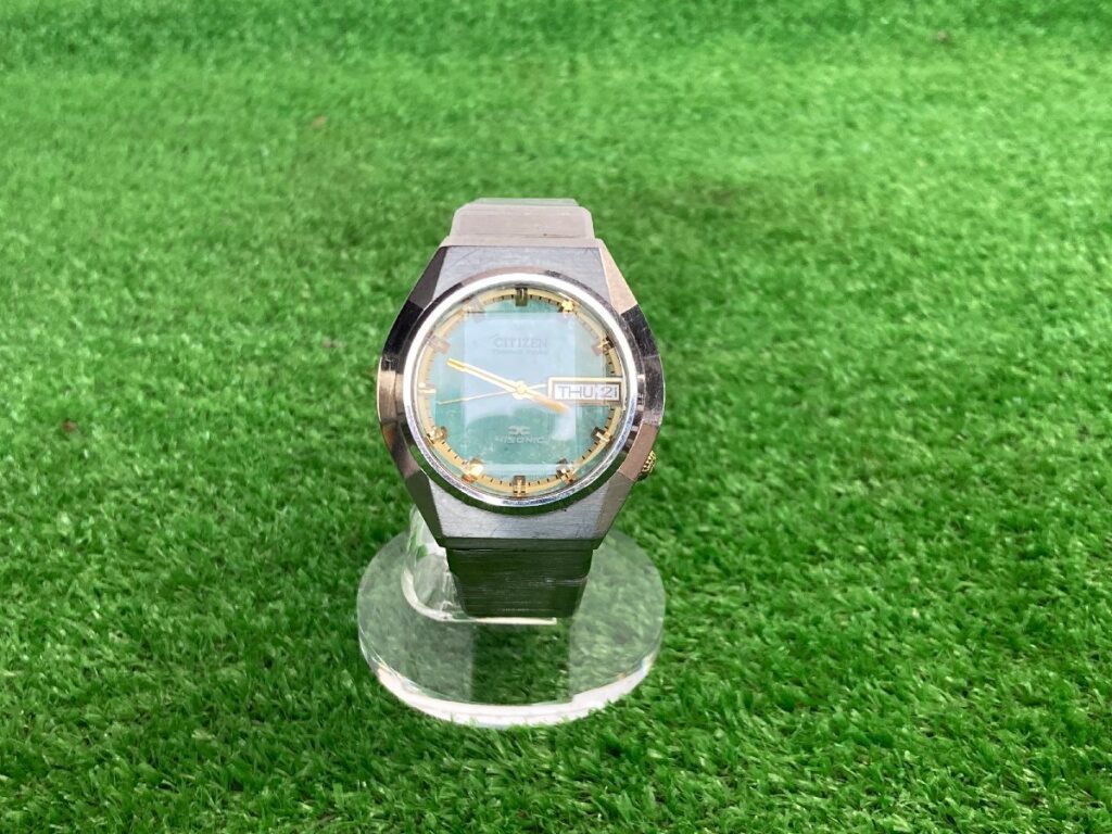 不動品　CITIZEN　シチズン　TUNING FORK　HISONIC　メンズ腕時計　GN-4W-S　クォーツ　グリーン文字盤