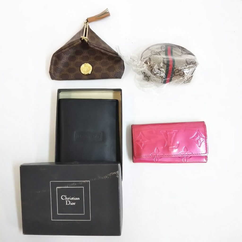 正規 ブランド小物いろいろまとめて GUCCI/CELINE/VUITTONなど サイフ/キーケースなど 現状品