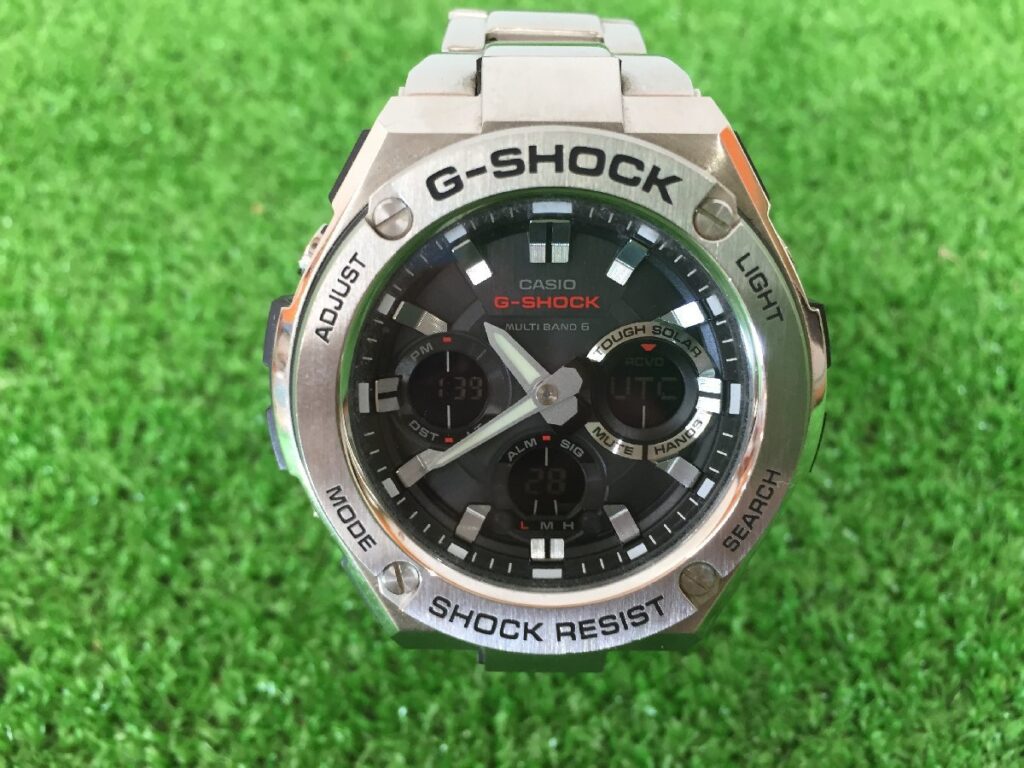 Casio G-SHOCK メンズ ソーラー クォーツ GST-W110D