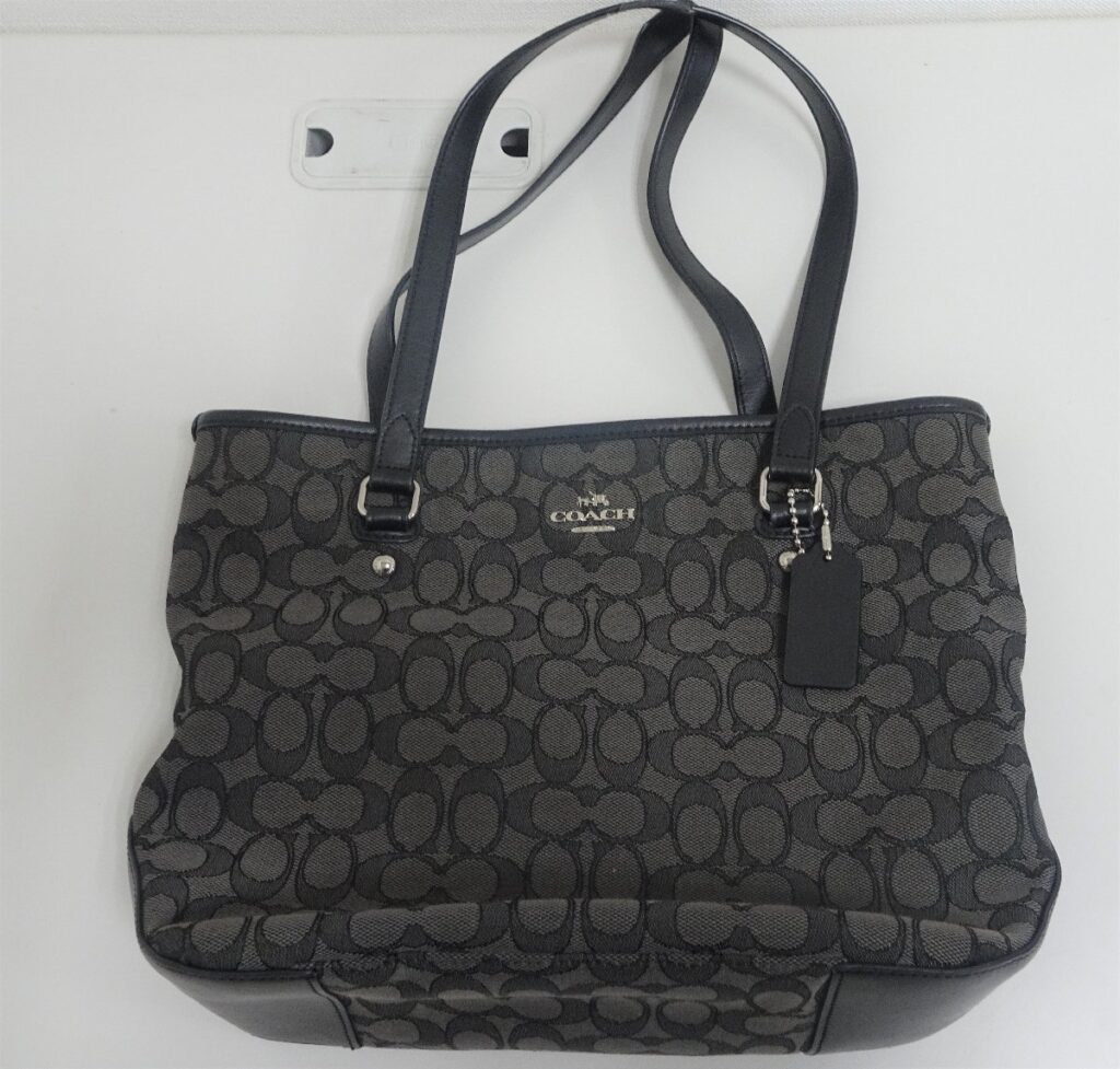 コーチ COACH　トートバッグ シグネチャー F58282 レディース　ブラック　グレー