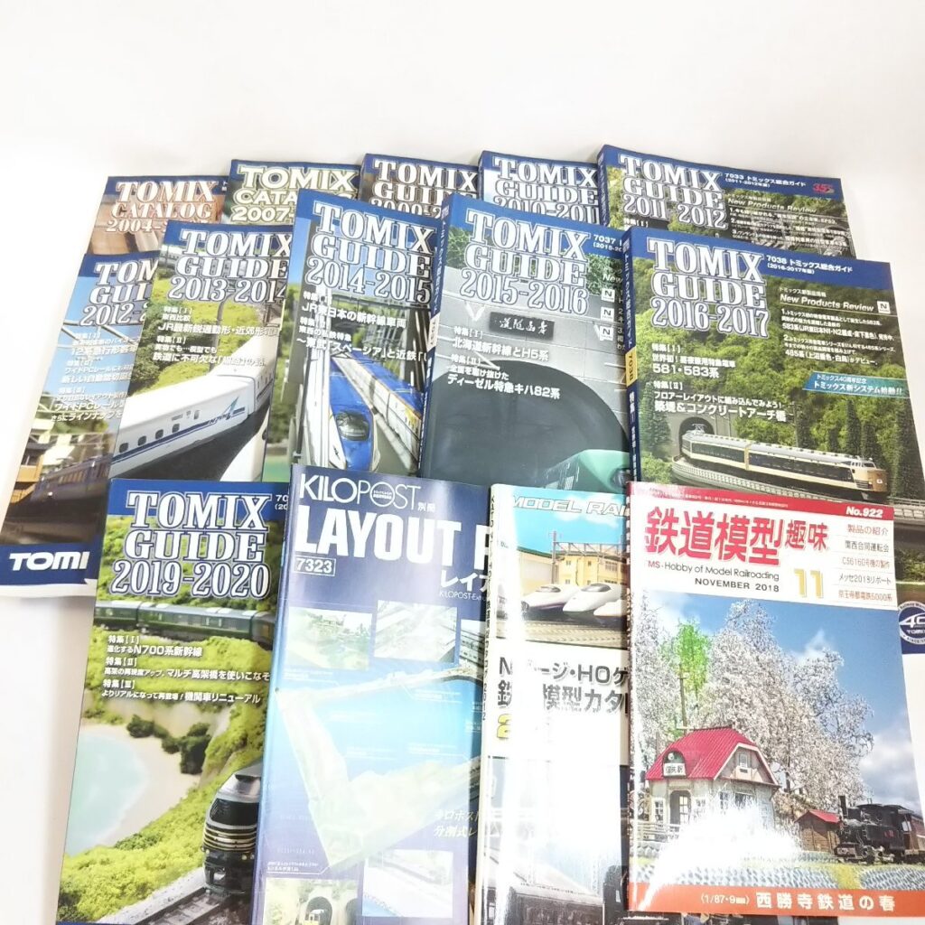 大量 鉄道模型カタログいろいろまとめて TOMIX総合ガイドなど 現状品