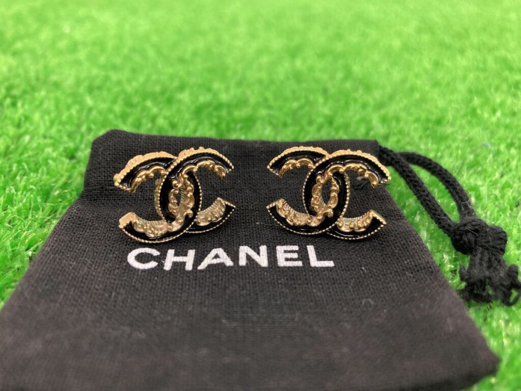 シャネル ココマーク ピアス 14P ゴールド ブラック ロゴ