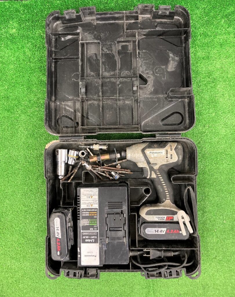 Panasonic パナソニック 14.4V 4.2Ah 充電式 インパクトドライバ EZ7544LS2S-B バッテリ＋充電器付き