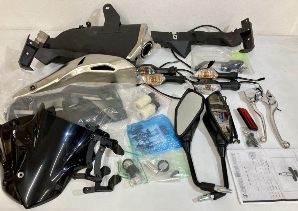 バイク Kawasaki カワサキ サイレンサー マフラー パーツ TIS 341-2543 ZR900 KHI K 666 LEDヘッドライト