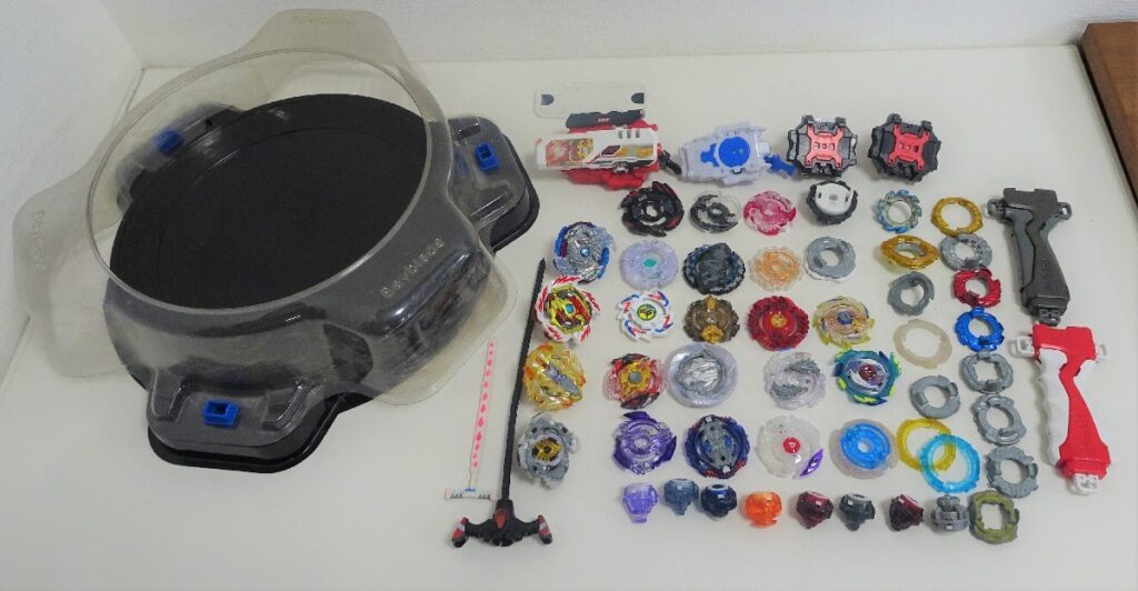 ベイブレード　大量まとめ売り　スタジアム　ディスクなど　中古品