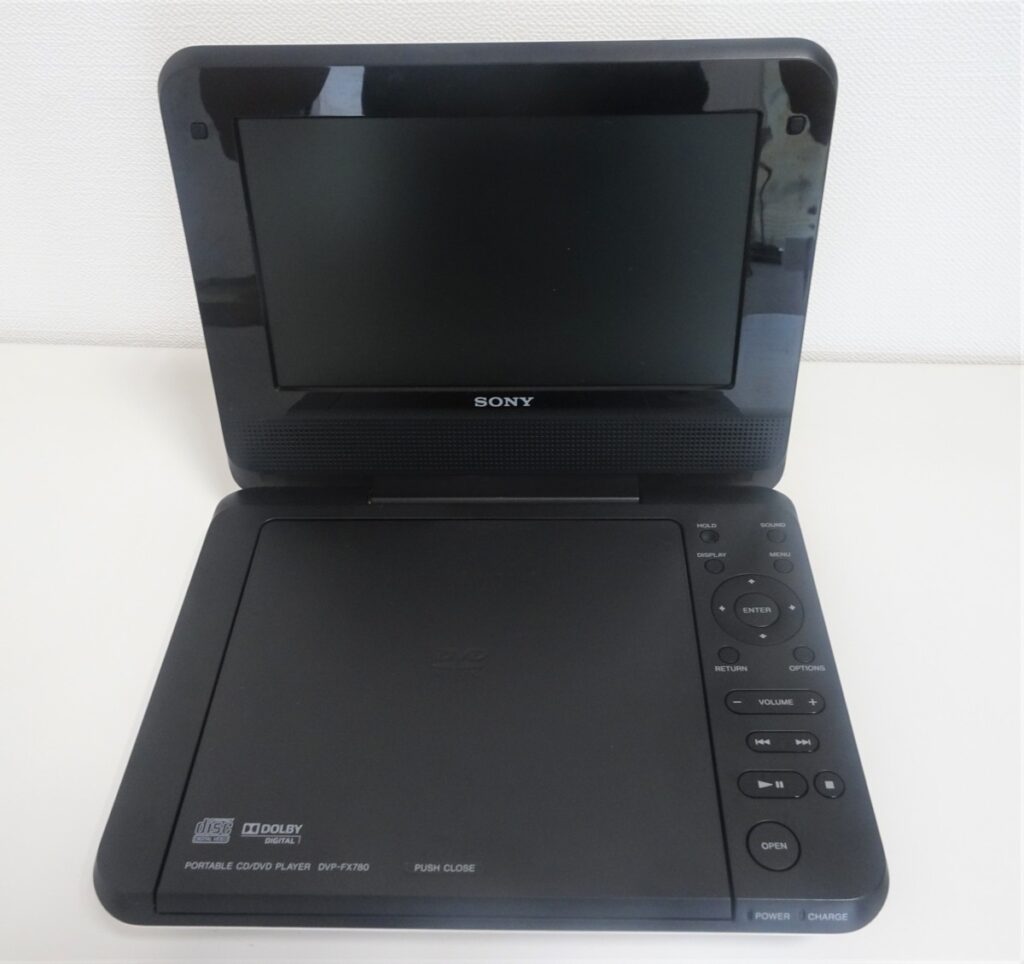 SONY　ソニー　ポータブル　DVD CD　プレーヤー　DVP-FX780　動作確認済　本体 シガーソケットアダプターのみ