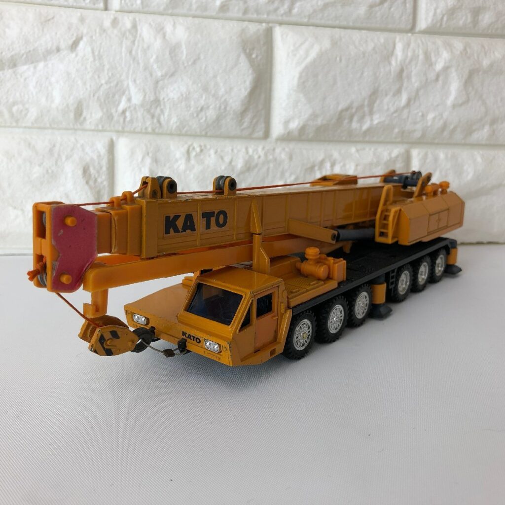 SHINSEI ミニパワー KATO NK-800 1/50スケール トラッククレーン 模型　NO.605 シンセイ クレーン車 ミニカー