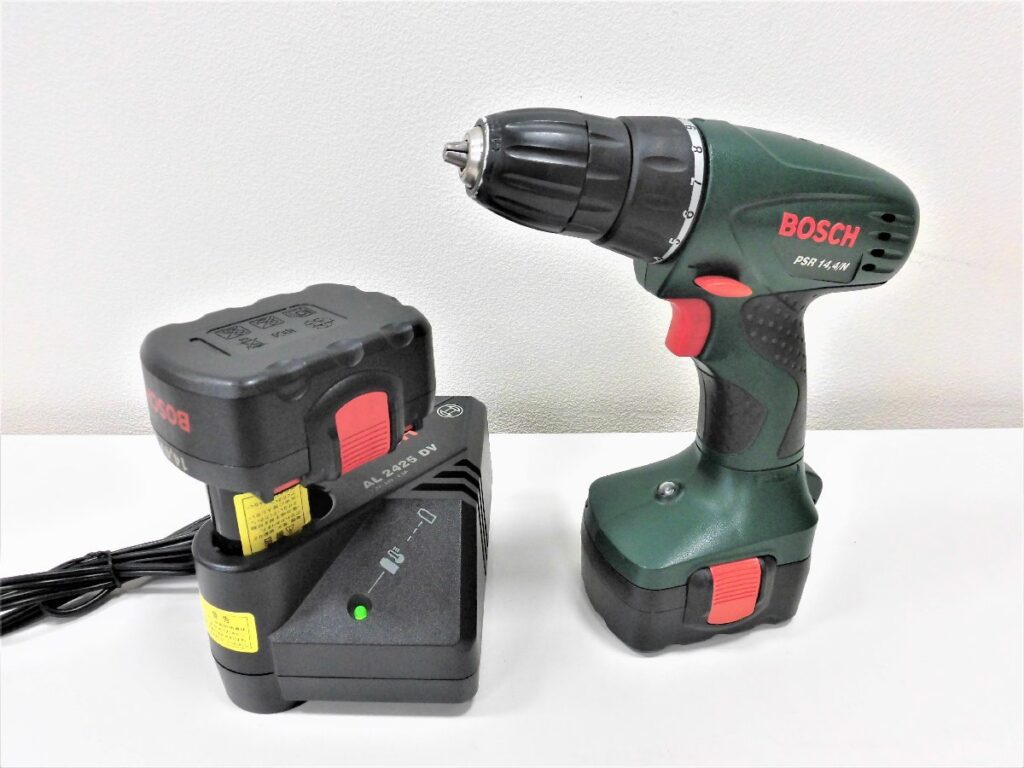 BOSCH バッテリードライバードリル PSR14,4/N