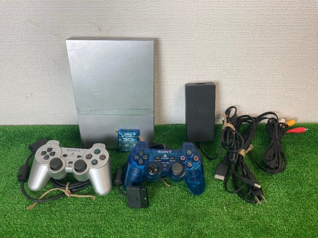 Playstation２ PS２　SCPH-77000　コントローラ２台　本体＋電源コード　簡易通電確認のみ