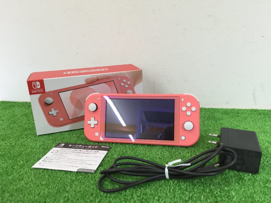 Nintendo ニンテンドー Switch Lite スウィッチ ライト HDH-001 本体 コーラル