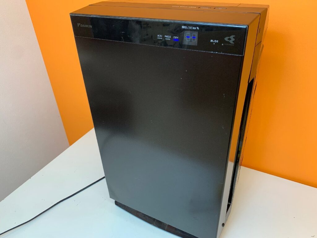 2019年製 DAIKIN うるるとさらら空気清浄機 除加湿空気清浄機 ～31畳 MCZ70WBK-T　KAFP092A4