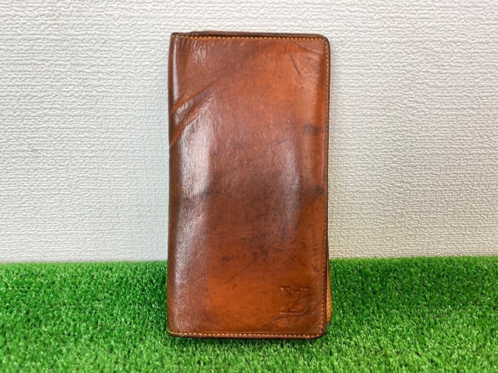 LOUIS VUITTON　ルイヴィトン　ノマド　ポルトバルール　キャラメル　長財布　札入れ　カードケース　型崩れ有