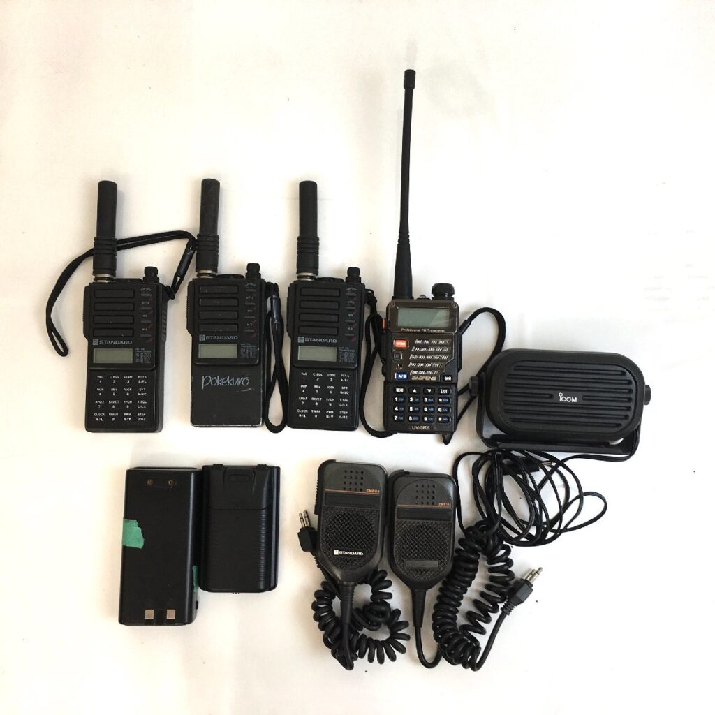 STANDARD C412 CMP111 BAOFENG UV-5RE ICOM SP-35 無線機 ハンディ ジャンク