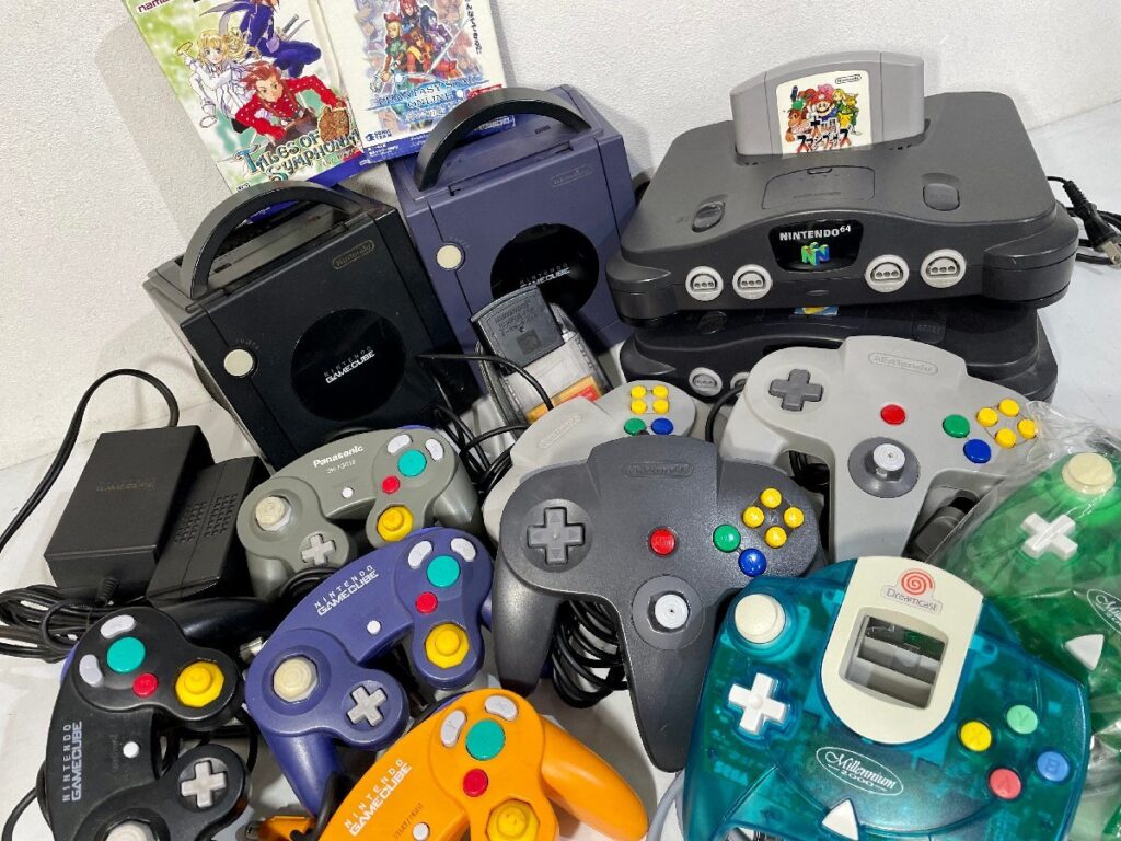 64 ロクヨン ゲームキューブ GAMECUBE 本体 任天堂 ニンテンドー NINTENDO ソフト セット NUS-001 DOL-001