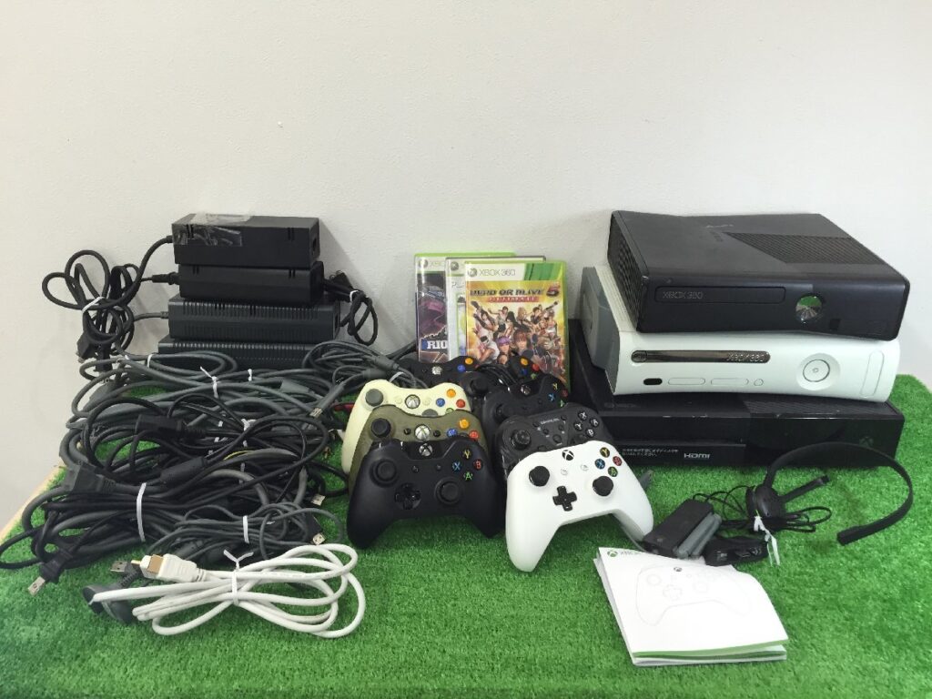 XBOX XBOX360 本体 / コントローラー / ソフト まとめ